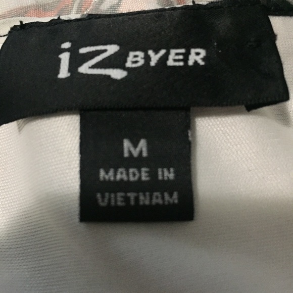 Iz Byer very flattering black and white halter - Picture 6 of 7